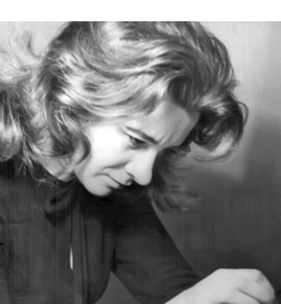 Рена Эфендиева